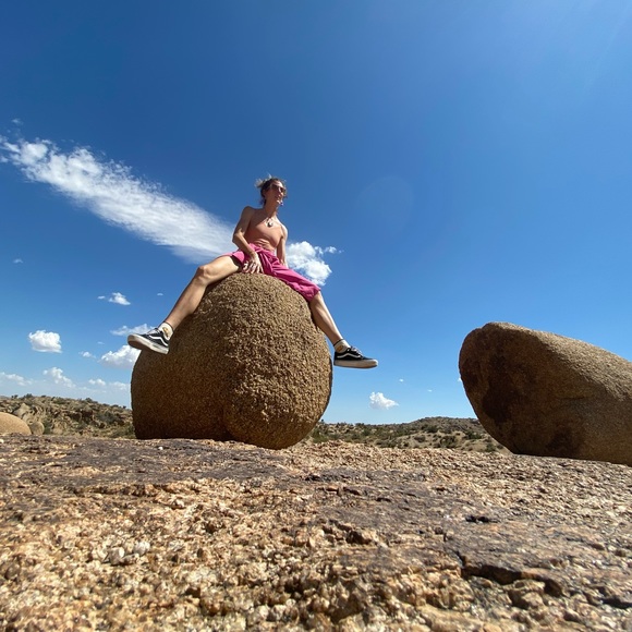 🌼Welcome to Velvet Yucca Vintage🌼 - Picture 7 of 9